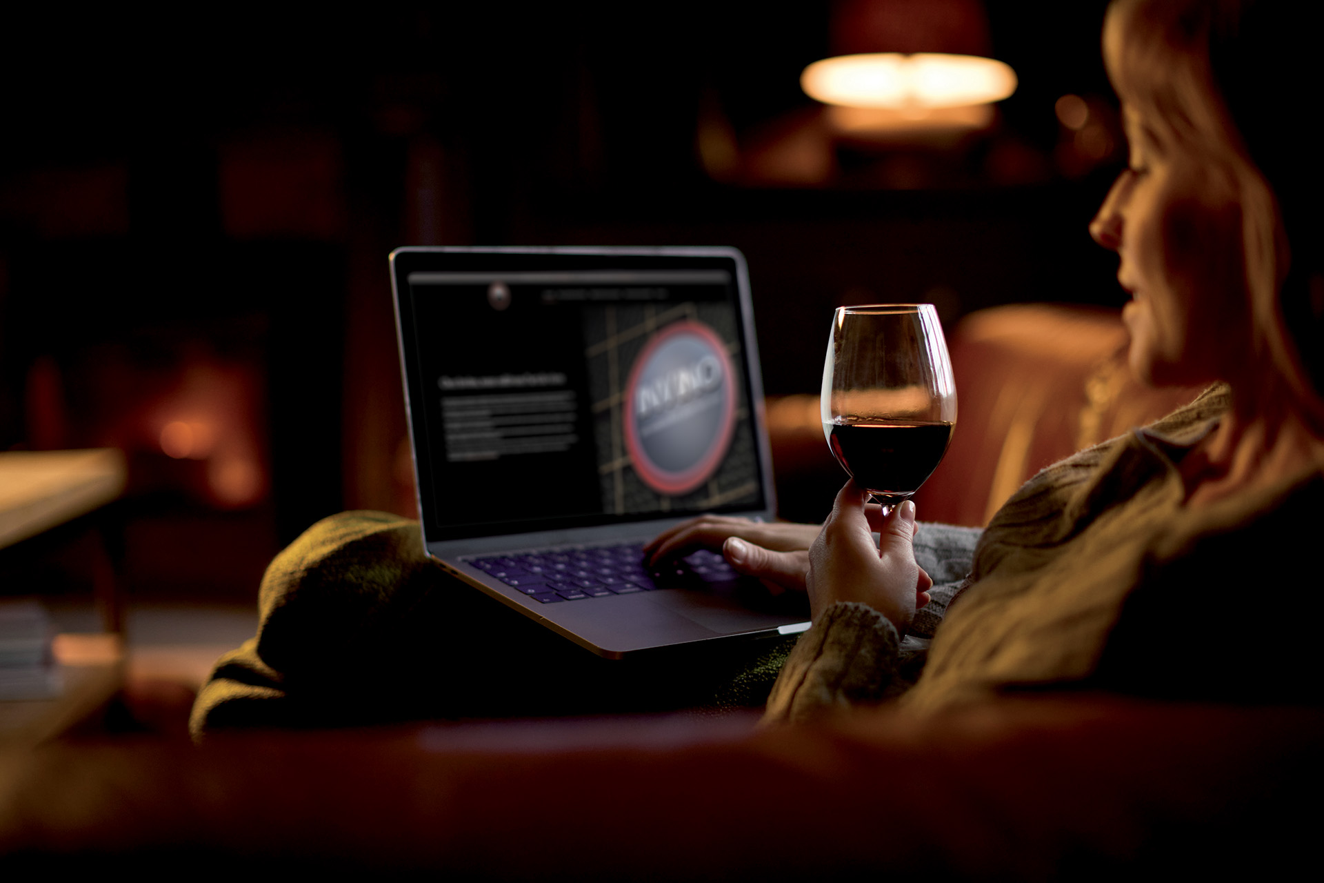 Écran présentant le site Invino réalisé par Cactus